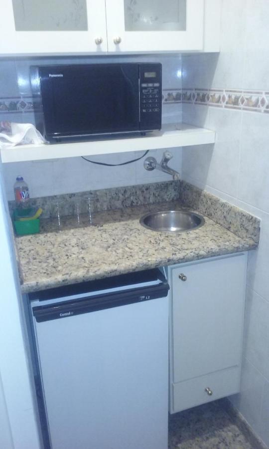 Águas de Lindóia Flat No Cavalinho Brancoアパートホテル エクステリア 写真